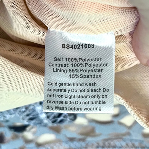 ELLIATT Tingle Lilac Lace Midi Dress 013 - Picture 5 of 5